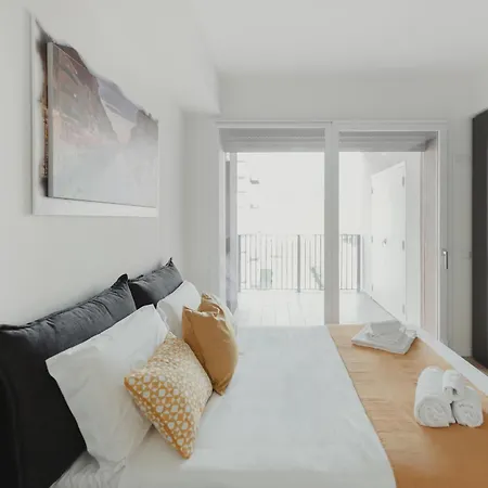 Gohost - Modern And Bright With Terrace And Balcony * Milão