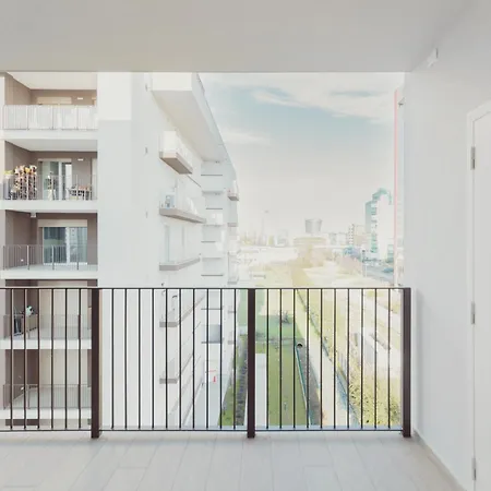Gohost - Modern And Bright With Terrace And Balcony Apartamento *