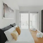 Gohost - Modern And Bright With Terrace And Balcony * Milano