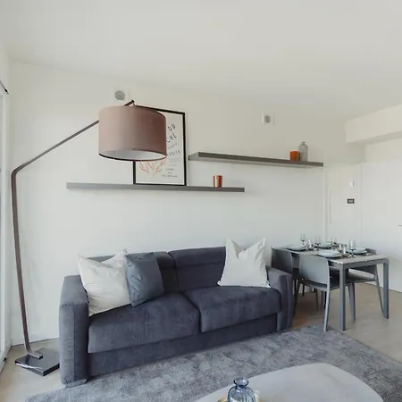 Daire Gohost - Modern And Bright With Terrace And Balcony Milano