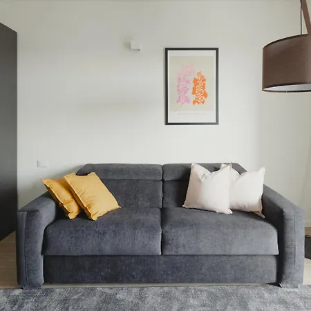 Gohost - Modern And Bright With Terrace And Balcony Daire *