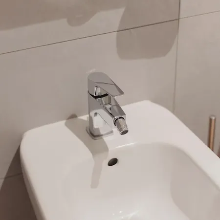 Gohost - Modern And Bright With Terrace And Balcony * Milan