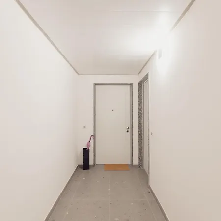 Daire Gohost - Modern And Bright With Terrace And Balcony *