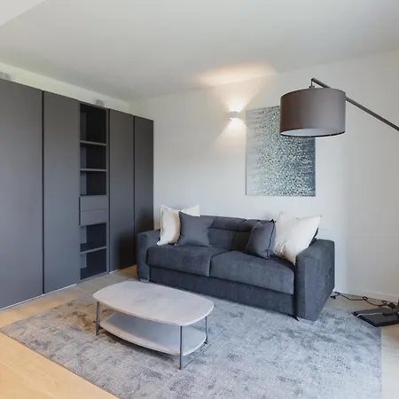 Daire Gohost - Modern And Bright With Terrace And Balcony Milano